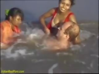 Ekte indisk moro ved den strand, gratis ekte xxx kjønn video video f1