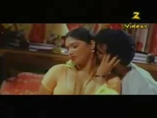 Very beautiful magnificent South Indian lady dirty video Scene