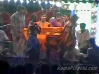 Andhra oryantal dans mov kaza internet üzerinden