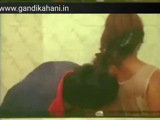 Bagno attraente indiano adulti video con desi mast adolescente