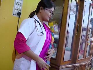 Indické mallu špinavé miláčik healer liečba ko bahane pacient ko ghapaghap choda plný šou