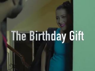 The syntymäpäivä gift