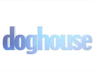 Doghouse - kaira dashuria është një terrific flokëkuqe zoçkë dhe gëzon stuffing të saj pidh & bythë me dicks