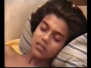 Deshi india facultad damisela pleases dos sexualmente despertado striplings